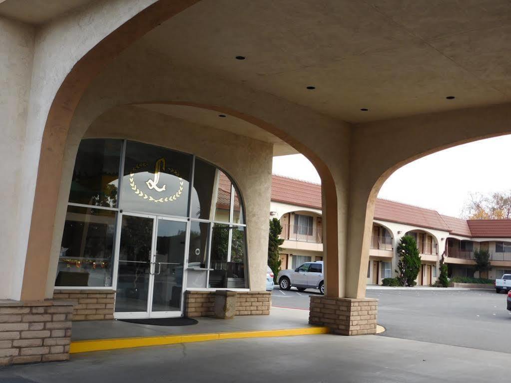 Laurel Inn & Conference Center Salinas Exterior photo
